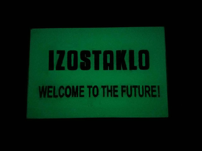 Изо Стакло